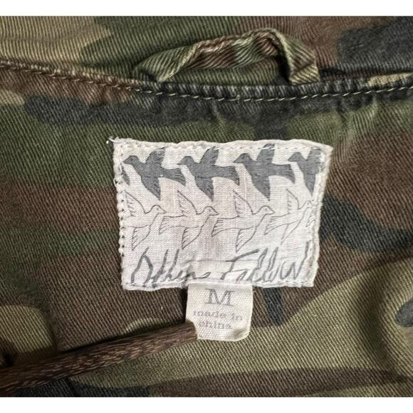 Women’s Camo Military Utility Jacket with Studded Pockets Size M - Others Follow - Picture 4 of 15